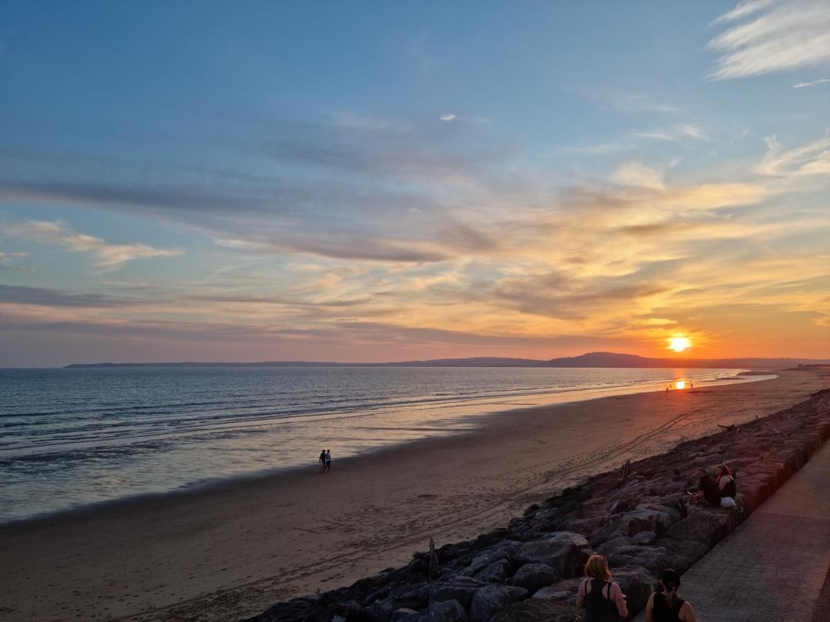 Driftmark Beachfront Location Aberavon Beach Sea Views Large Driveway Parking Private Site Fibre Optic Wi Fi พอร์ตทัลบอต ภายนอก รูปภาพ